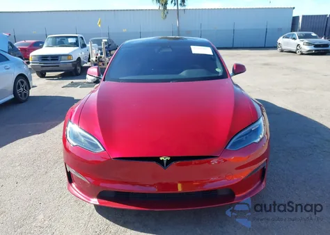 2023 Tesla Model S Plaid Tri Motor All-Wheel Drive z USA, uszkodzony, nr VIN 5YJSA1E6XPF525264